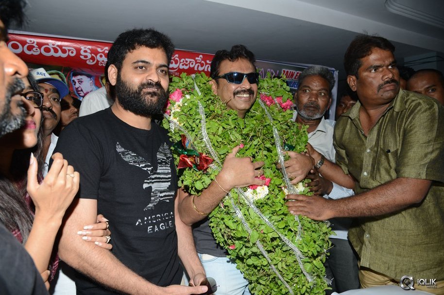 Guntur-Talkies-Movie-Team-at-Sapthagiri-Theater